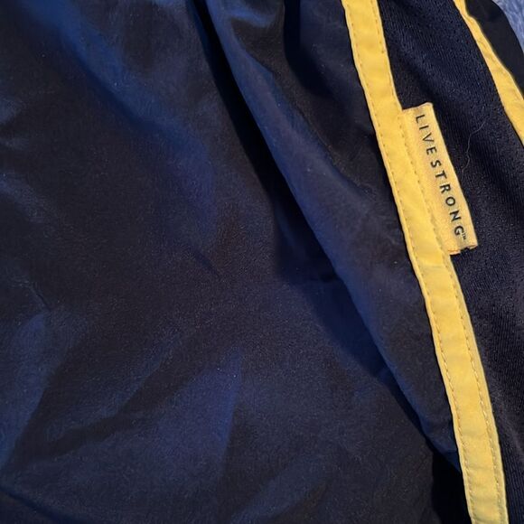 Nike Dri Fit lined running shorts, size medium - Picture 7 of 7